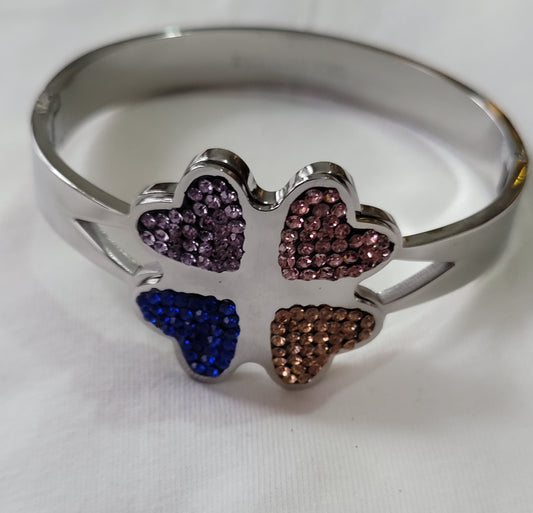 heart bangle